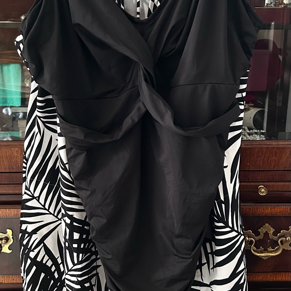 Lands' End Black and White Asymmetrical Dress